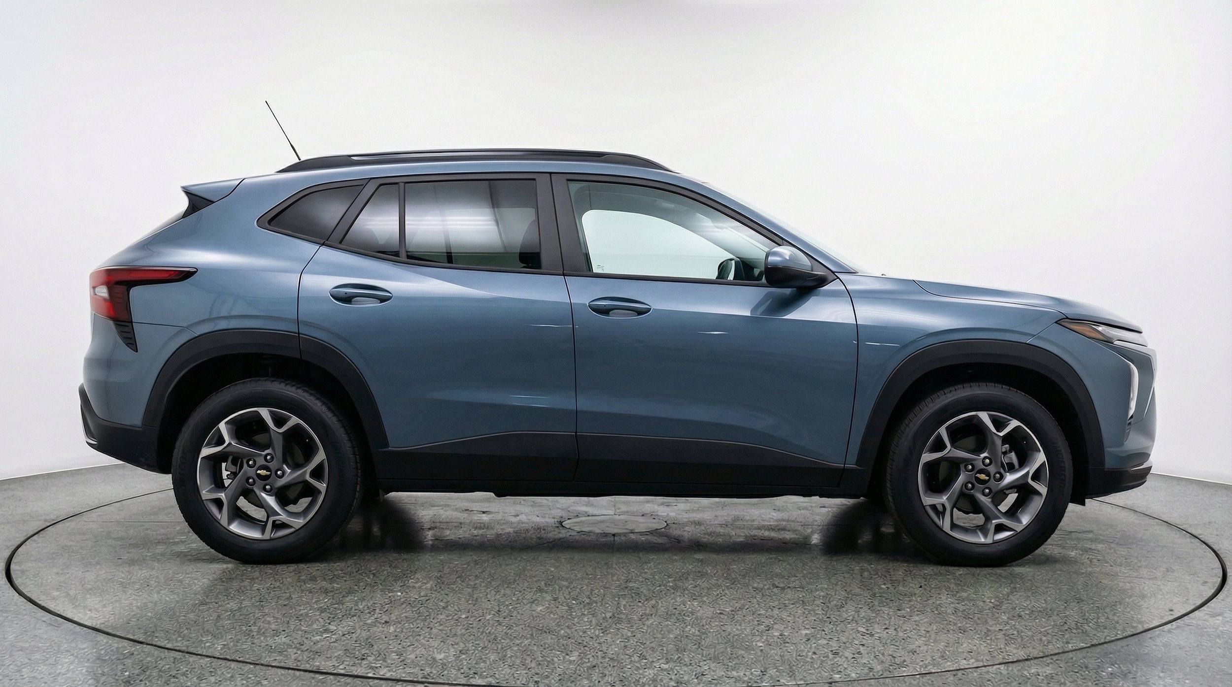 Thumbnail: 2025 Chevrolet Trax - 10