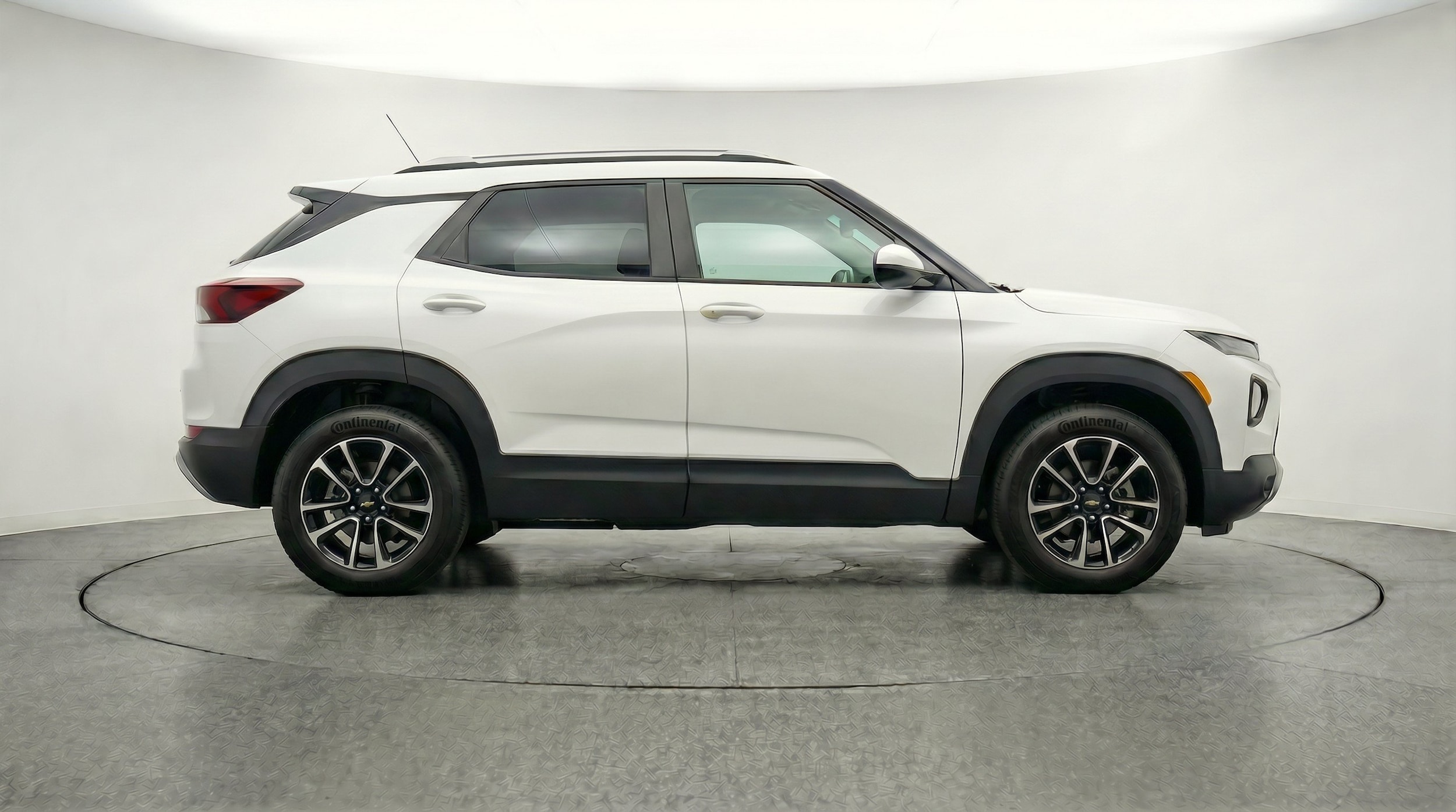 Thumbnail: 2025 Chevrolet TrailBlazer - 10