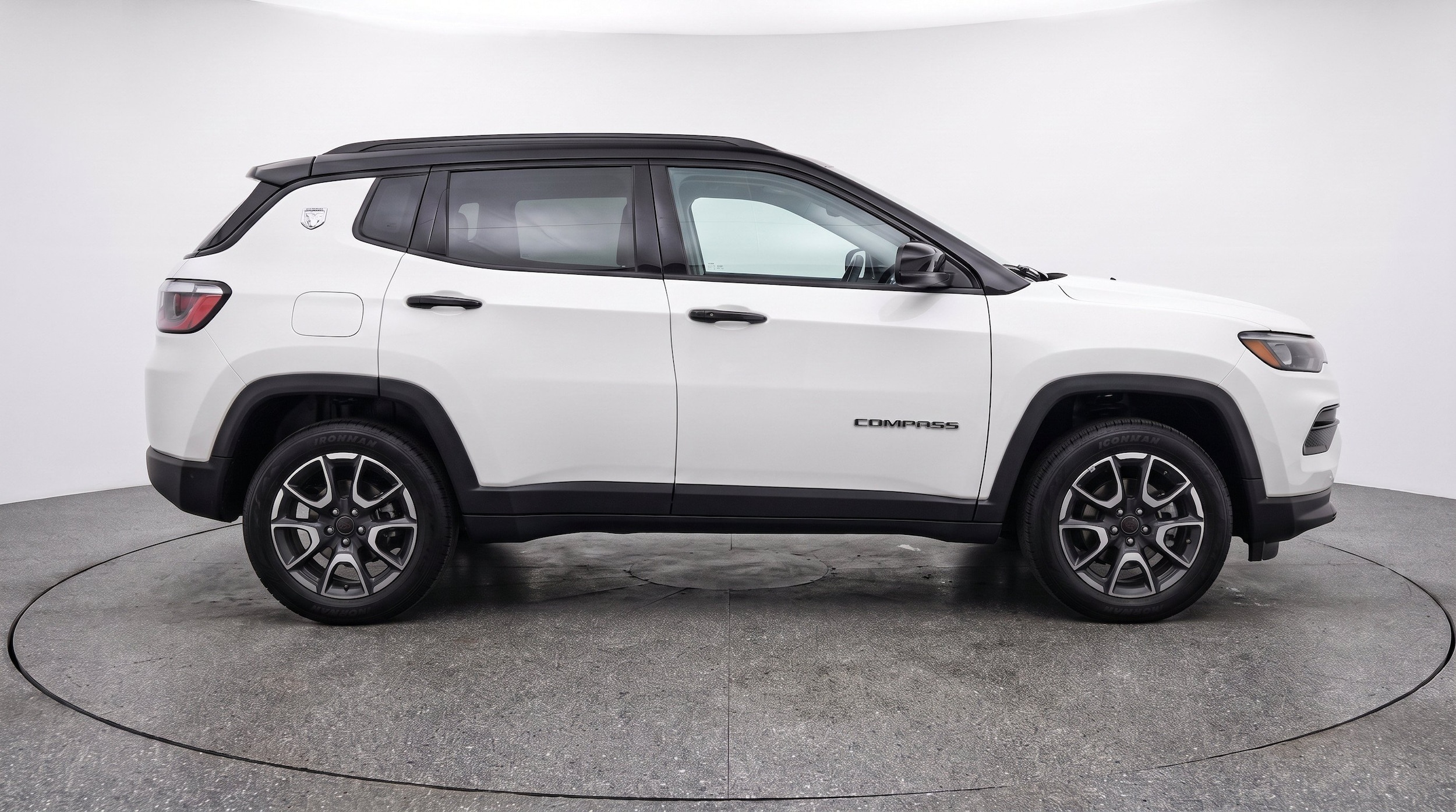 Thumbnail: 2025 Jeep Compass - 10