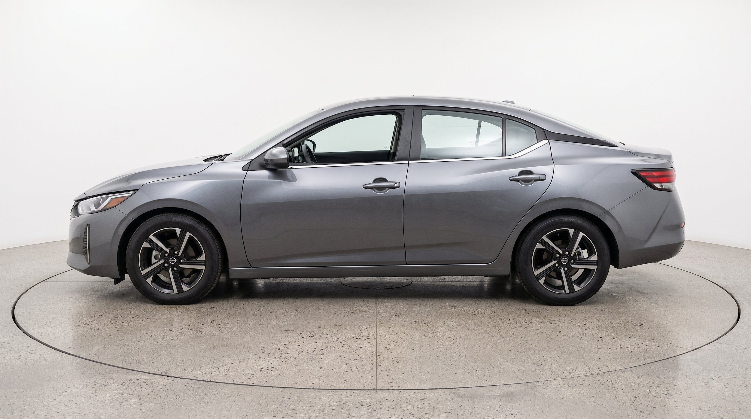 Thumbnail: 2025 Nissan Sentra - 5