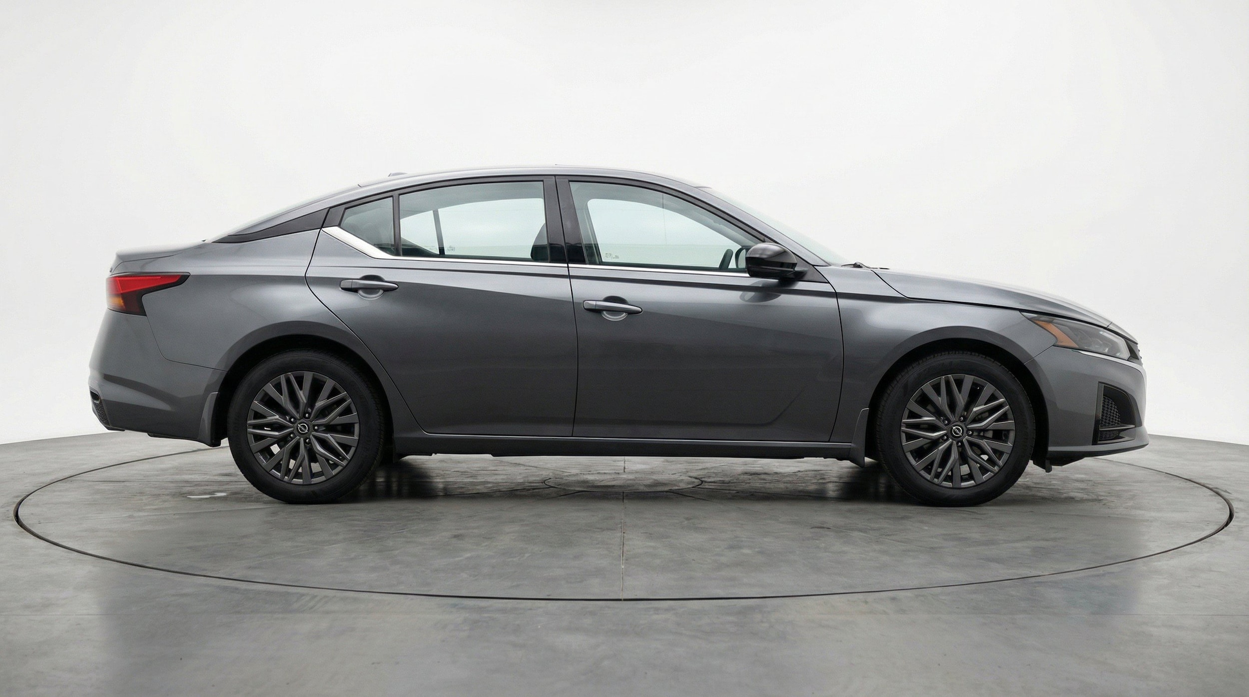 Thumbnail: 2025 Nissan Altima - 10