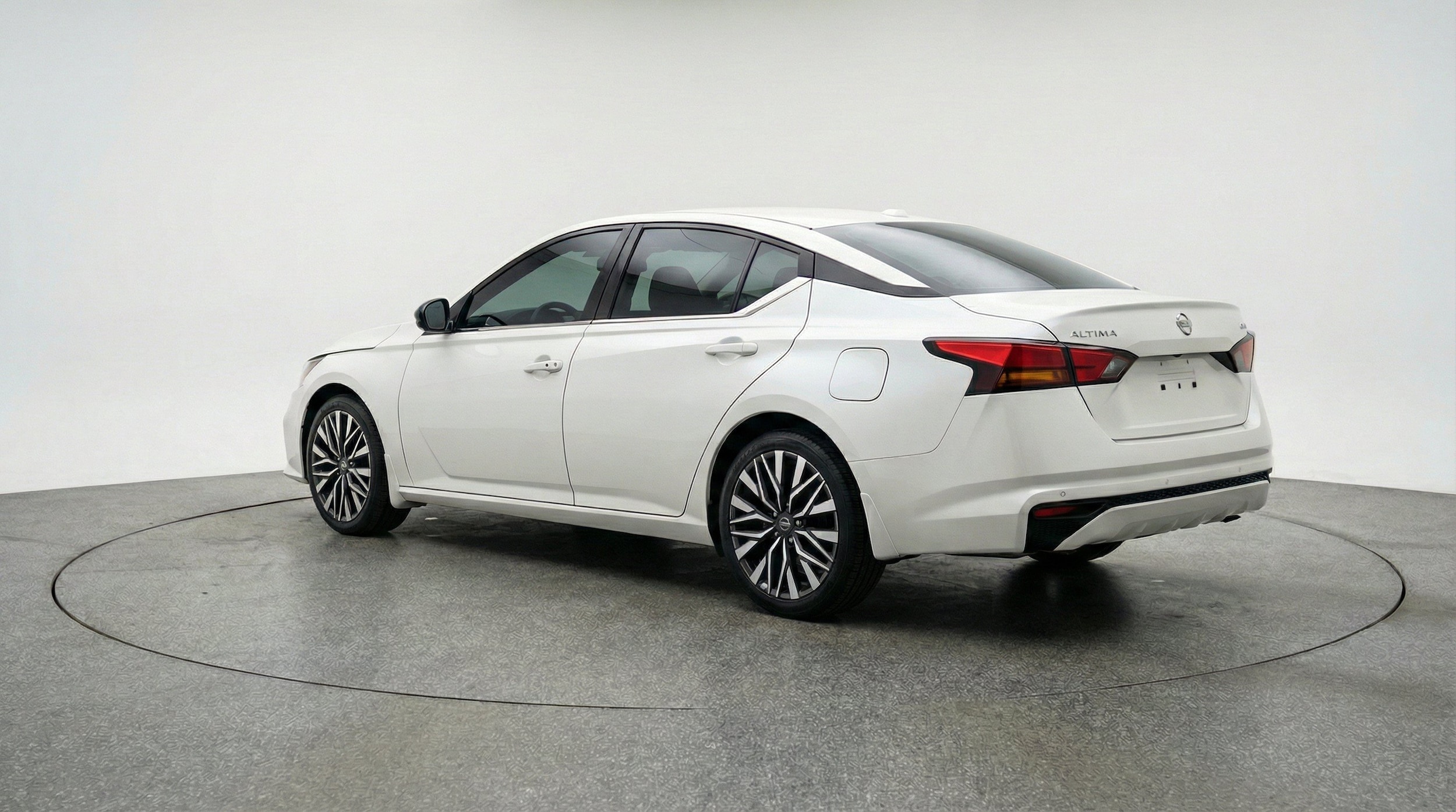Thumbnail: 2025 Nissan Altima - 6