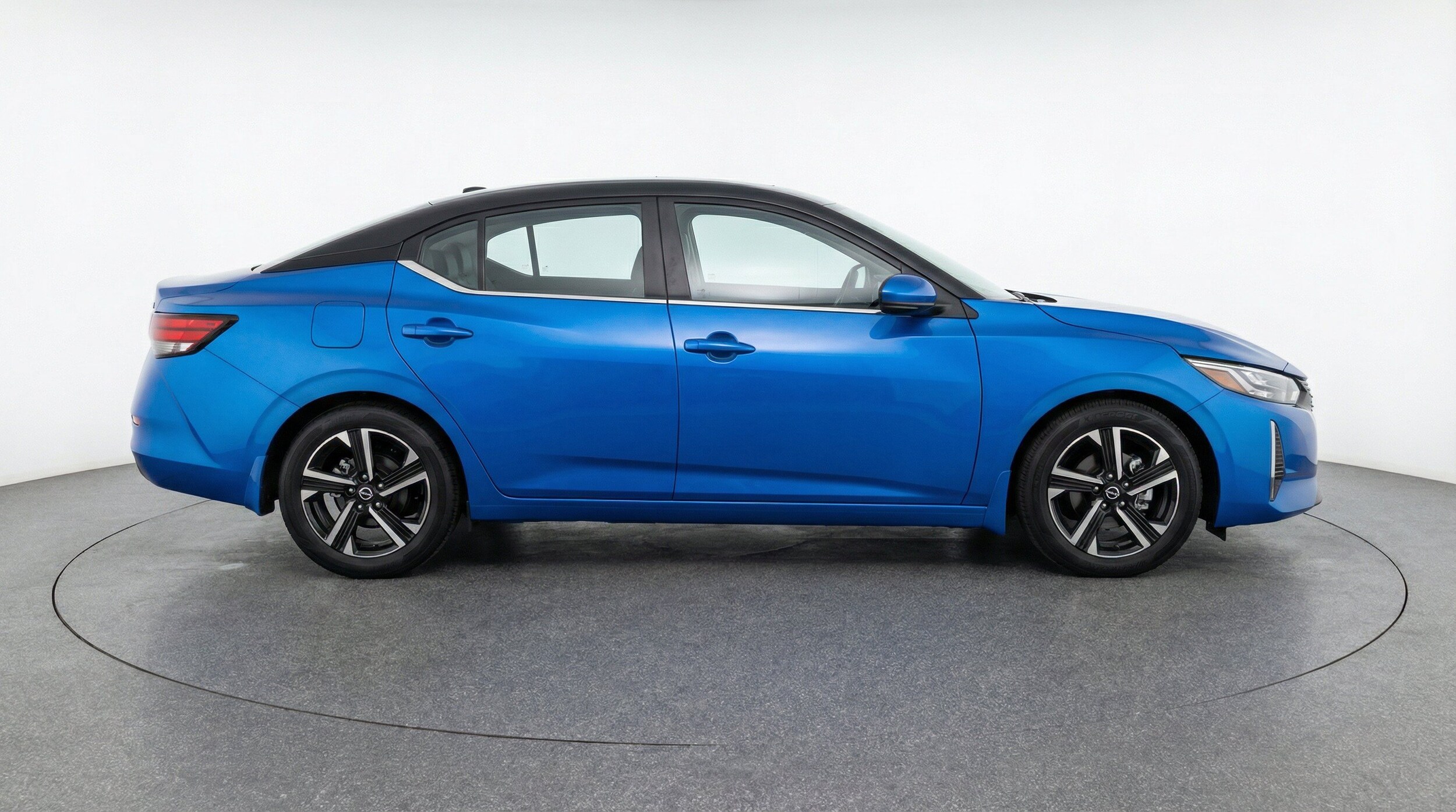 Thumbnail: 2025 Nissan Sentra - 11