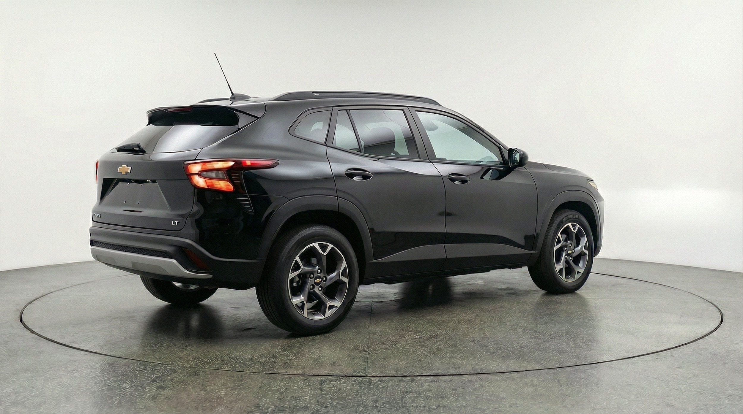 Thumbnail: 2025 Chevrolet Trax - 9