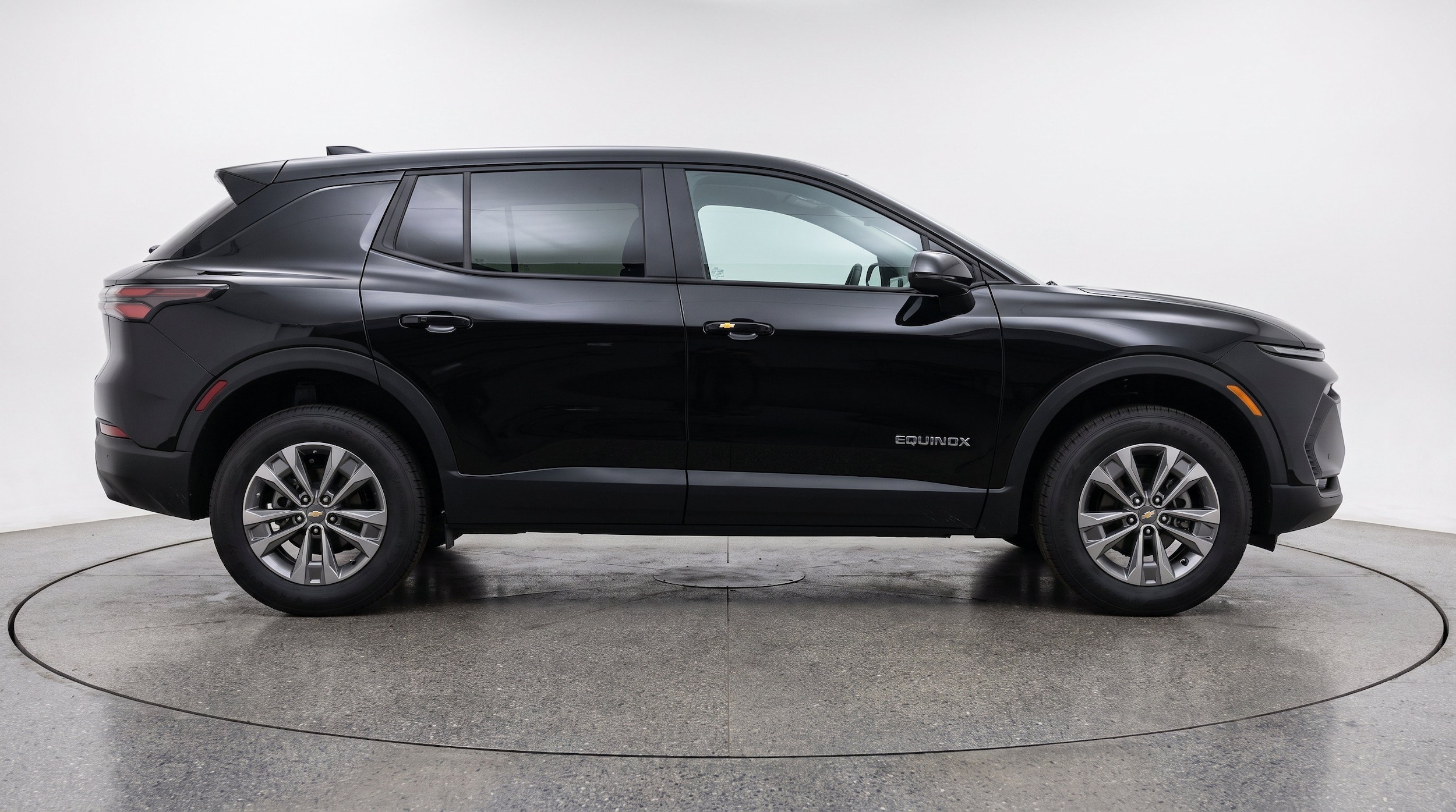 Thumbnail: 2025 Chevrolet Equinox - 10