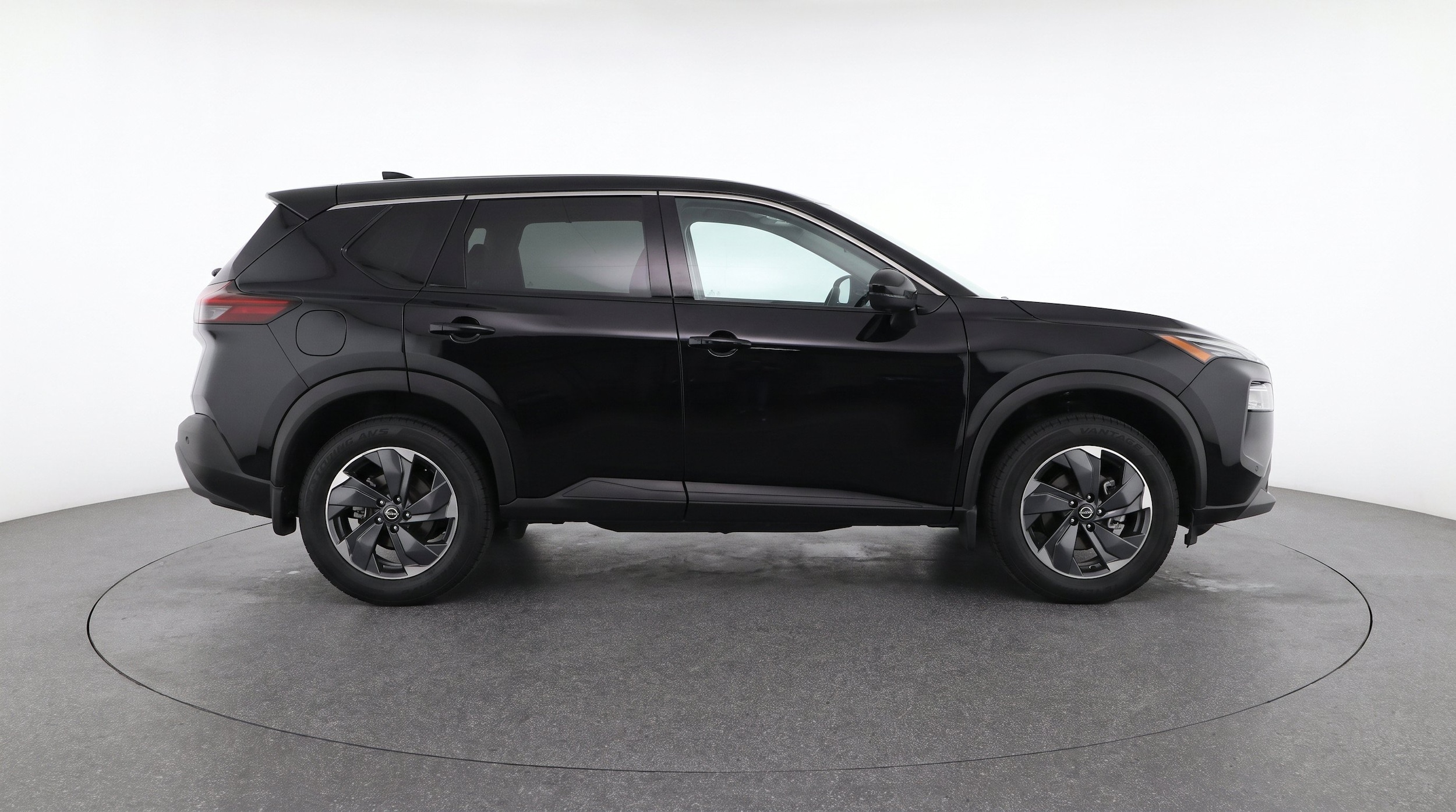 Thumbnail: 2025 Nissan Rogue - 10