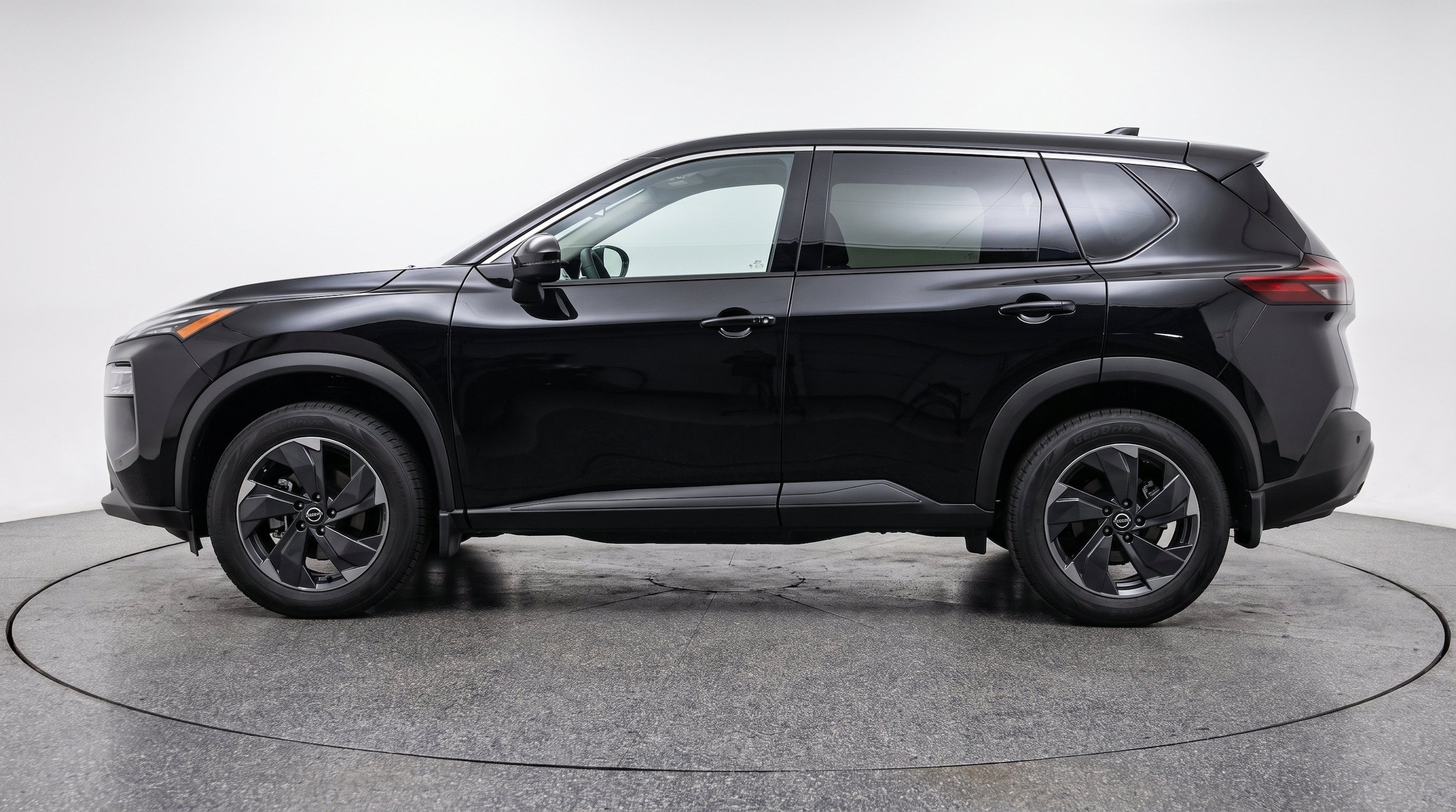 Thumbnail: 2025 Nissan Rogue - 5