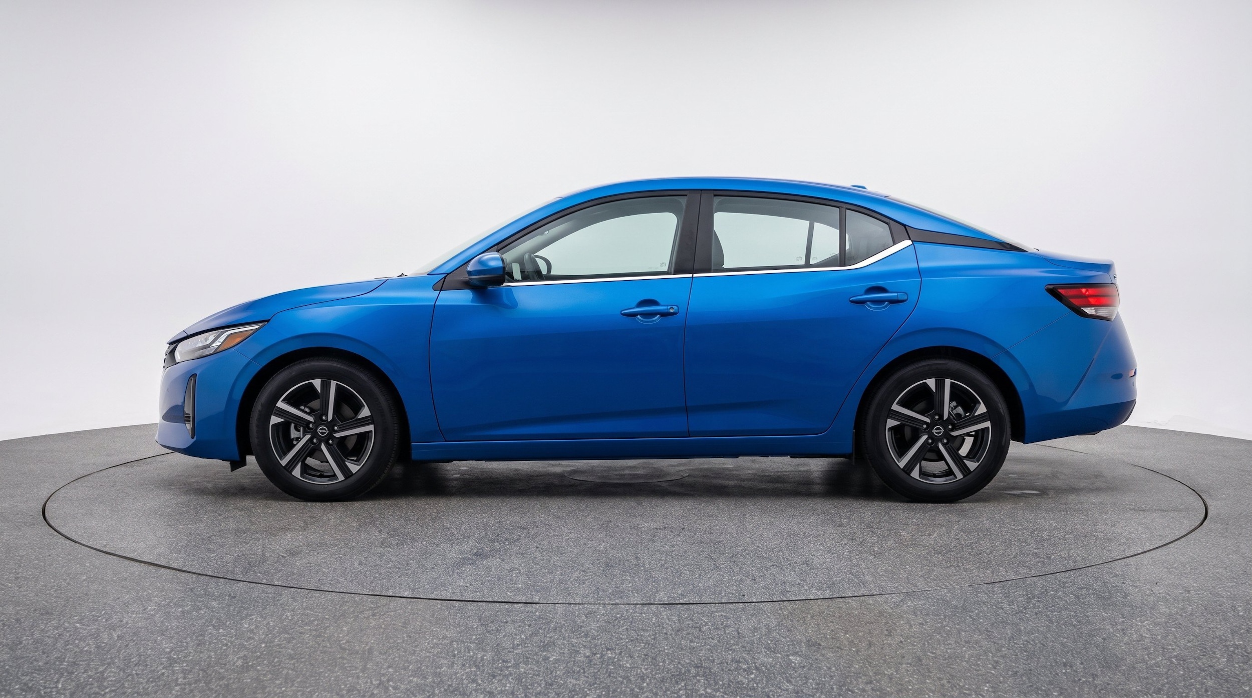 Thumbnail: 2025 Nissan Sentra - 5
