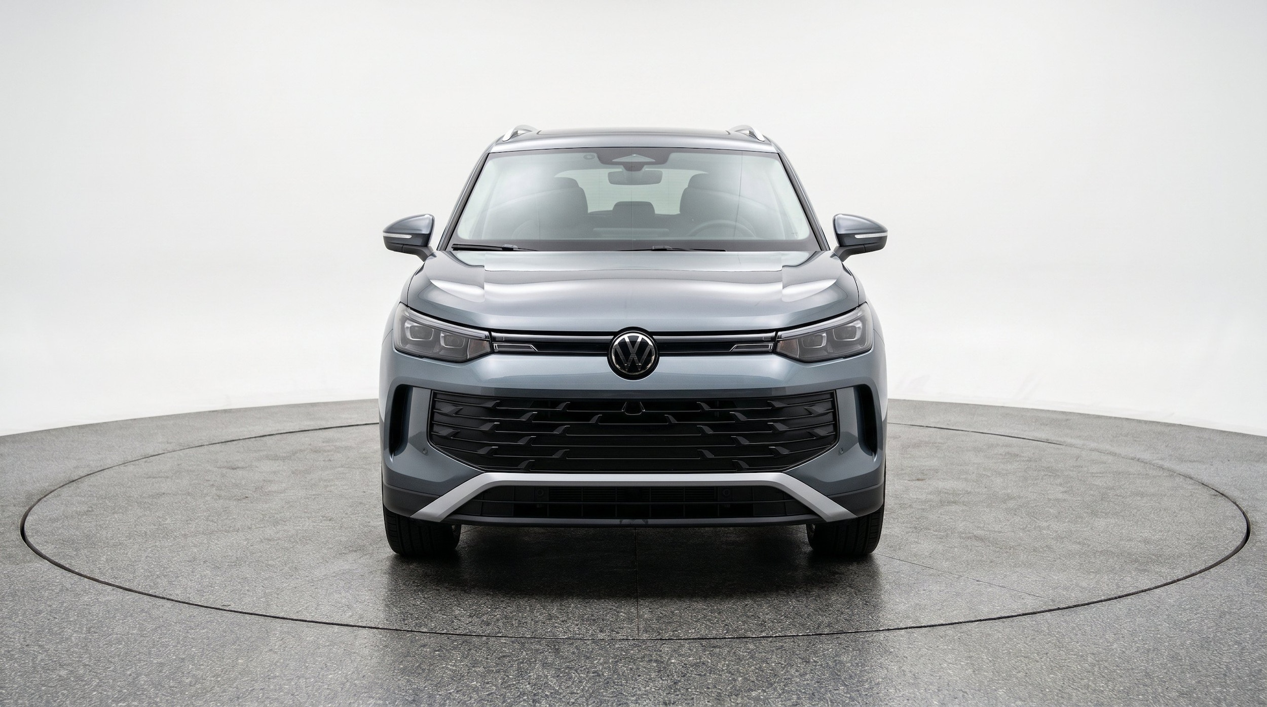 Thumbnail: 2026 Volkswagen Tiguan - 2