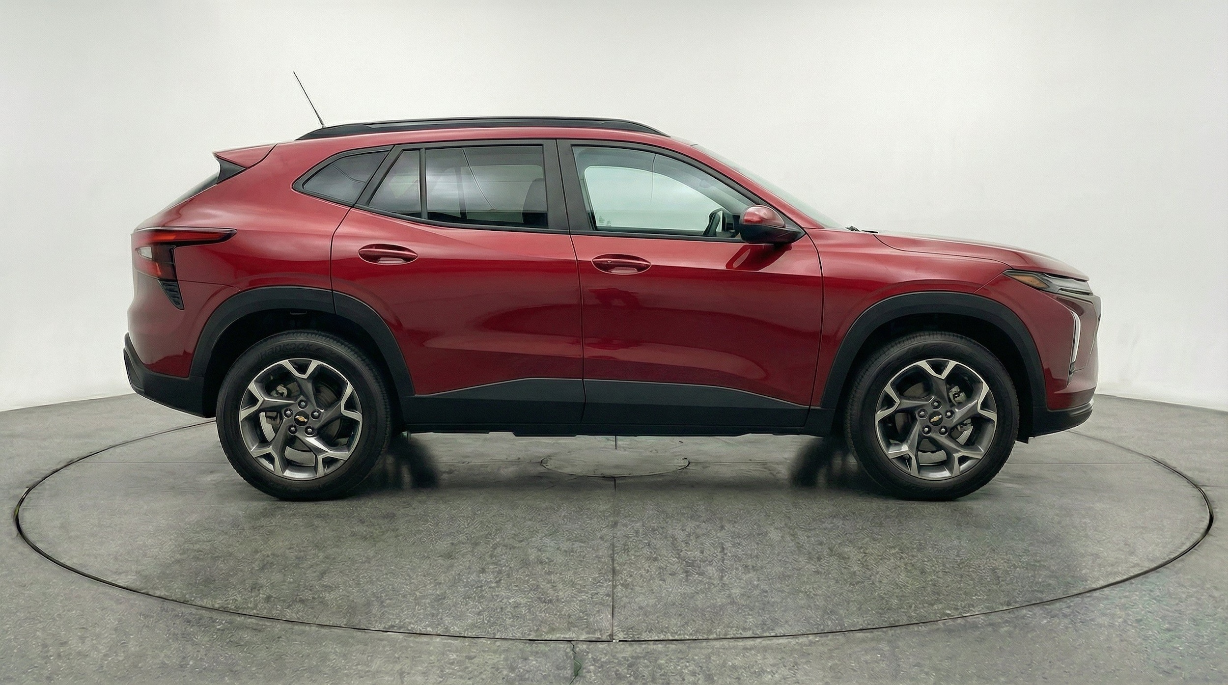 Thumbnail: 2025 Chevrolet Trax - 10