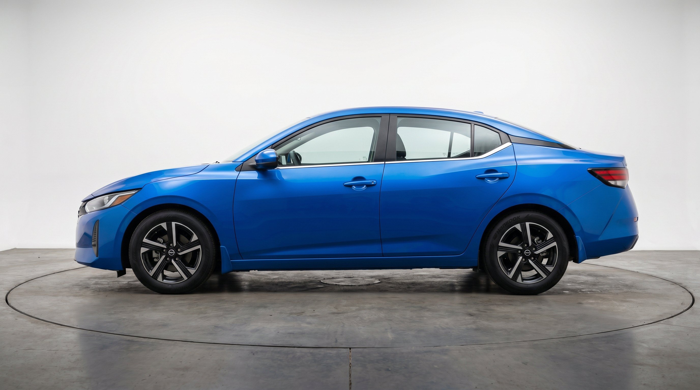 Thumbnail: 2025 Nissan Sentra - 5