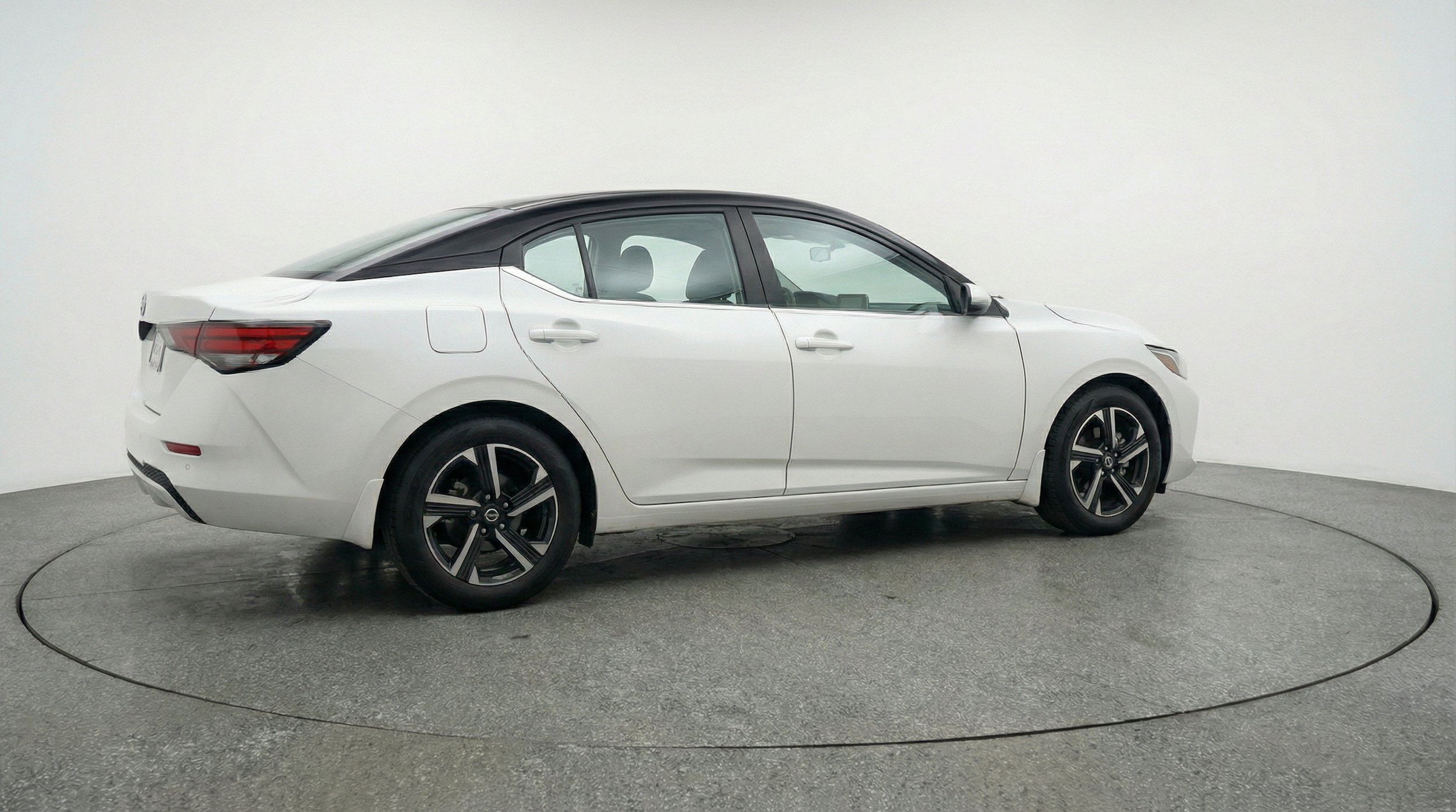 Thumbnail: 2025 Nissan Sentra - 9