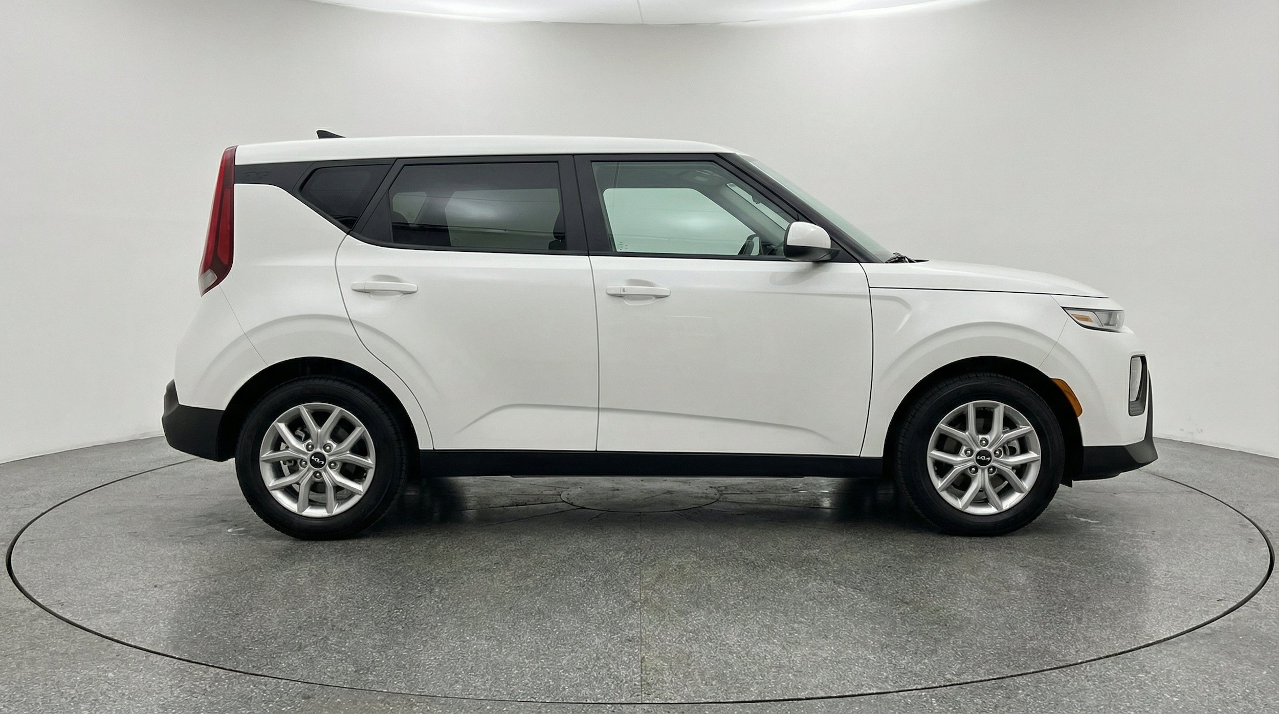 Thumbnail: 2025 Kia Soul - 10