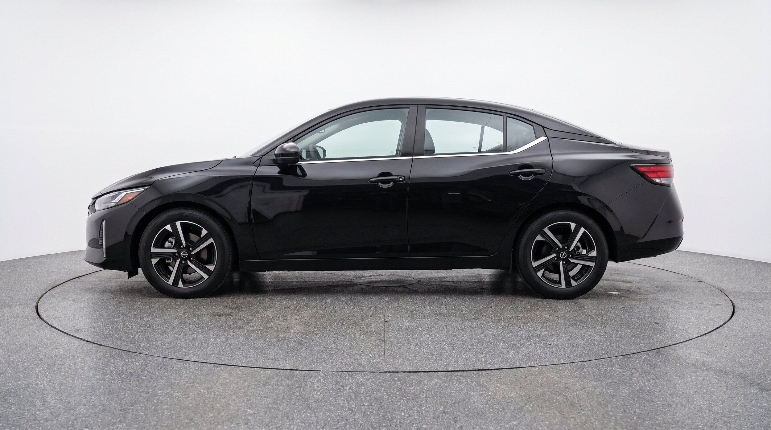 Thumbnail: 2025 Nissan Sentra - 5