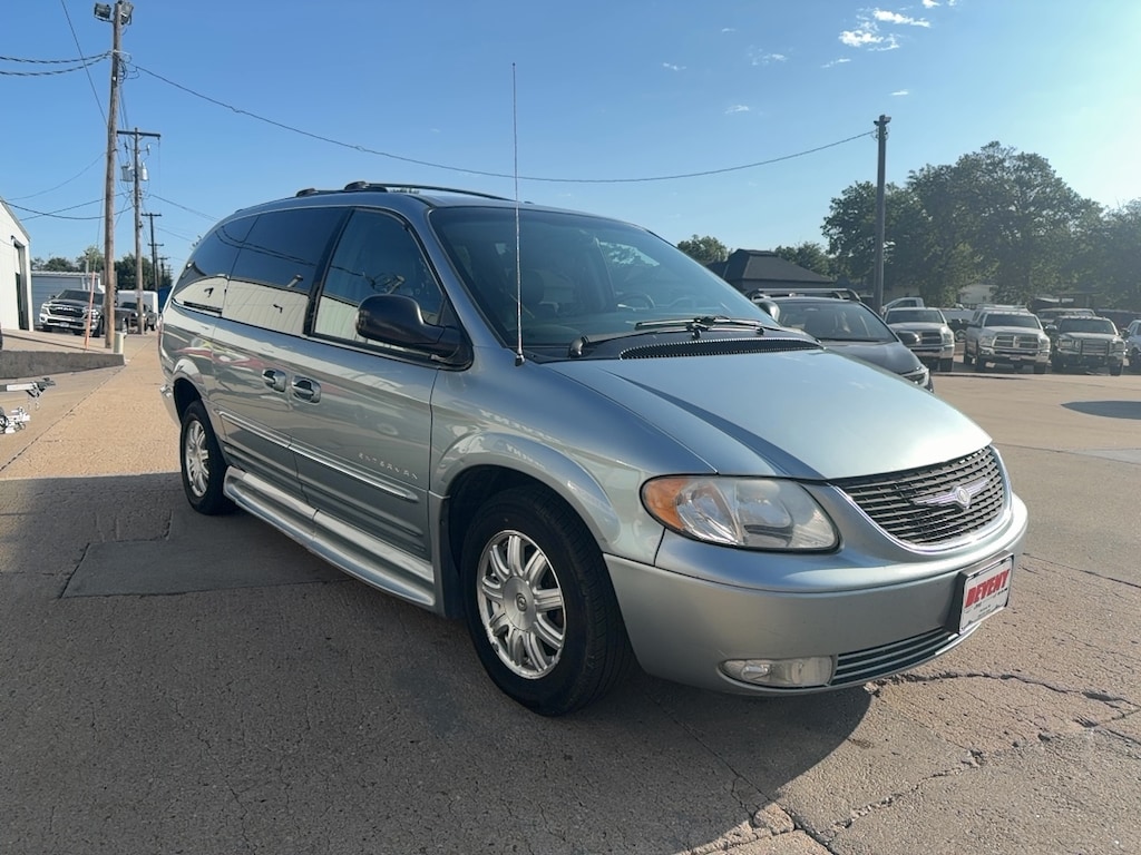 Used 2004 Chrysler Town & Country TOURING HANDI CAP VAN Van LWB Passenger Van