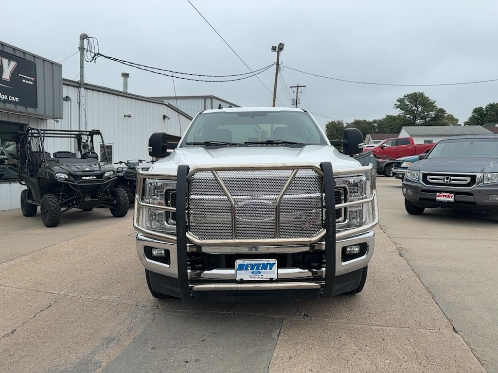 Used 2019 Ford F-250 XLT Truck Crew Cab