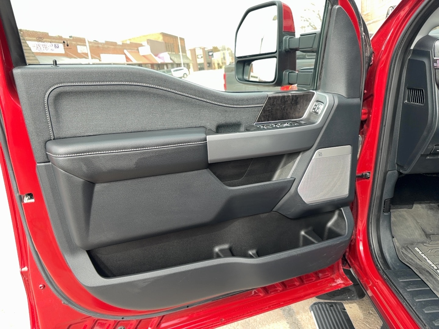 2023 Ford F-350 Super Duty Lariat - Photo 14