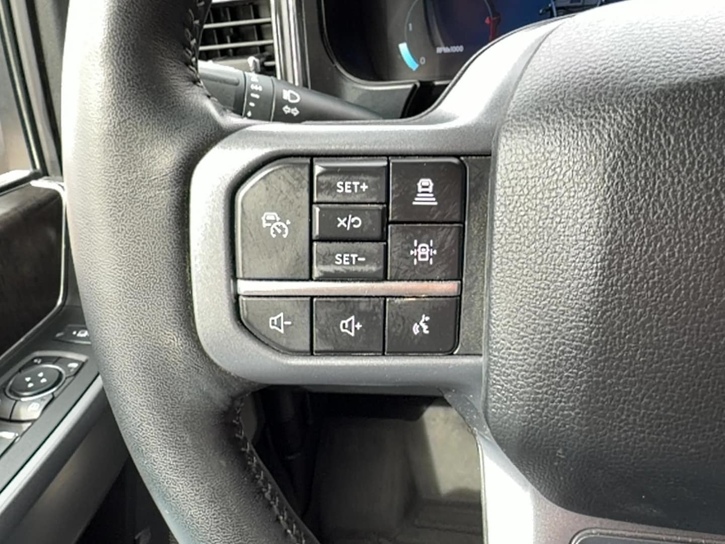 2023 Ford F-350 Super Duty Lariat - Photo 20