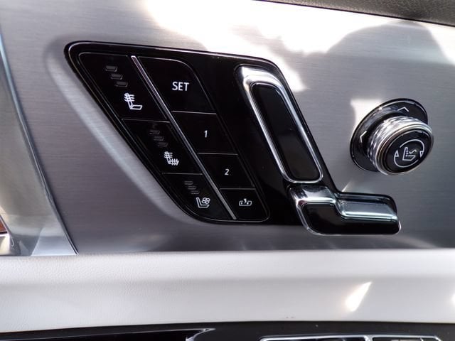 2026 Cadillac VISTIQ Sport - Photo 15