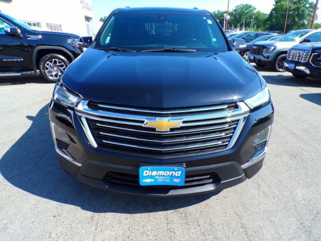 Used 2023 Chevrolet Traverse LT Cloth SUV