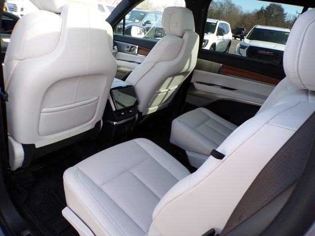 2026 Cadillac VISTIQ Sport - Photo 16