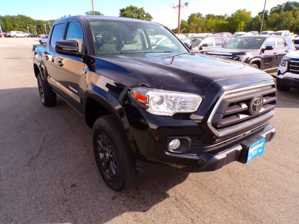 Used 2022 Toyota Tacoma 4WD SR