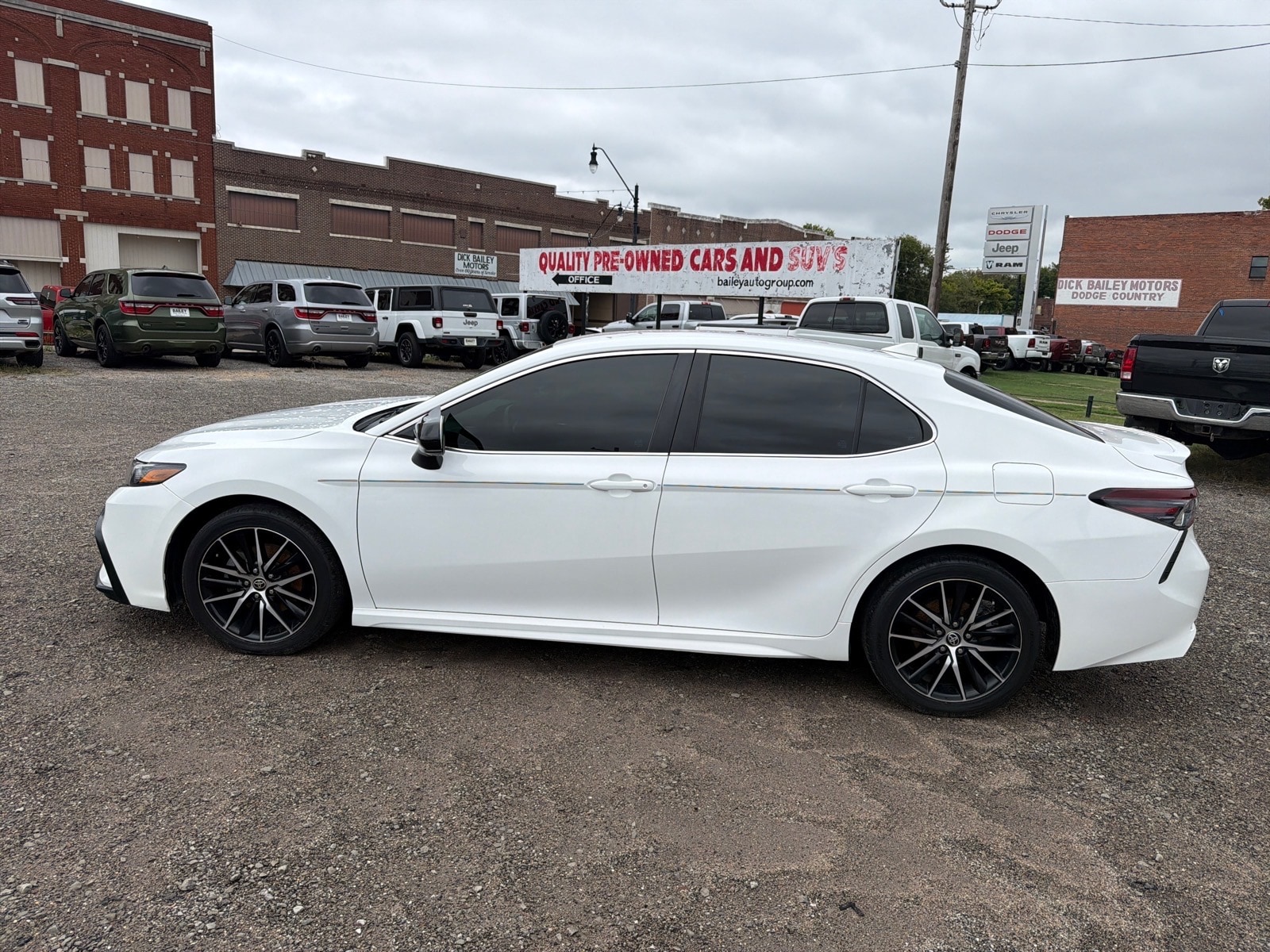 2021 Toyota Camry SE