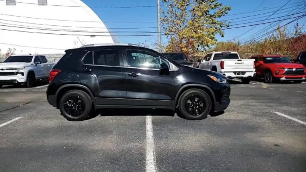 Used 2017 Chevrolet Trax LT SUV