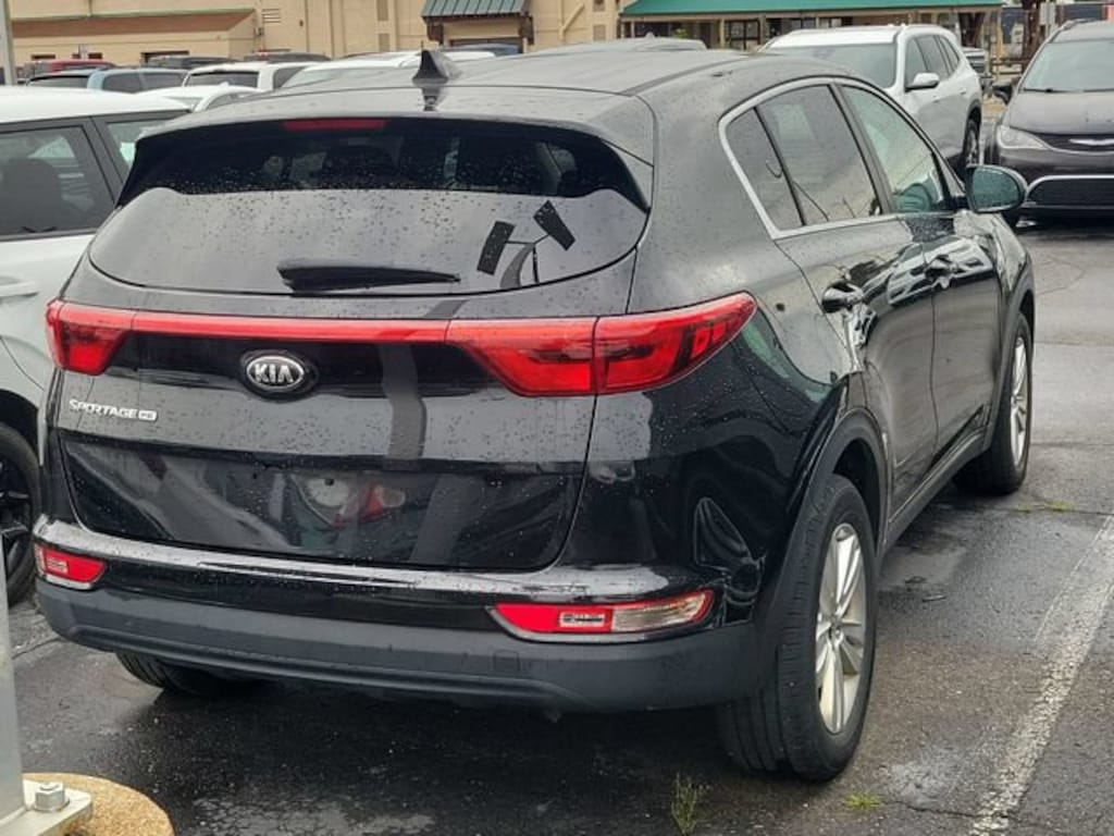 Used 2018 Kia Sportage LX SUV