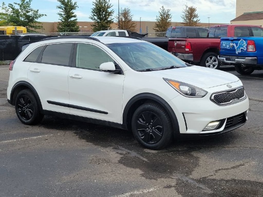 Used 2019 Kia Niro EX SUV