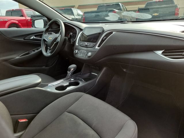 Photo 33