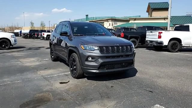Used 2024 Jeep Compass Latitude Lux FWD SUV