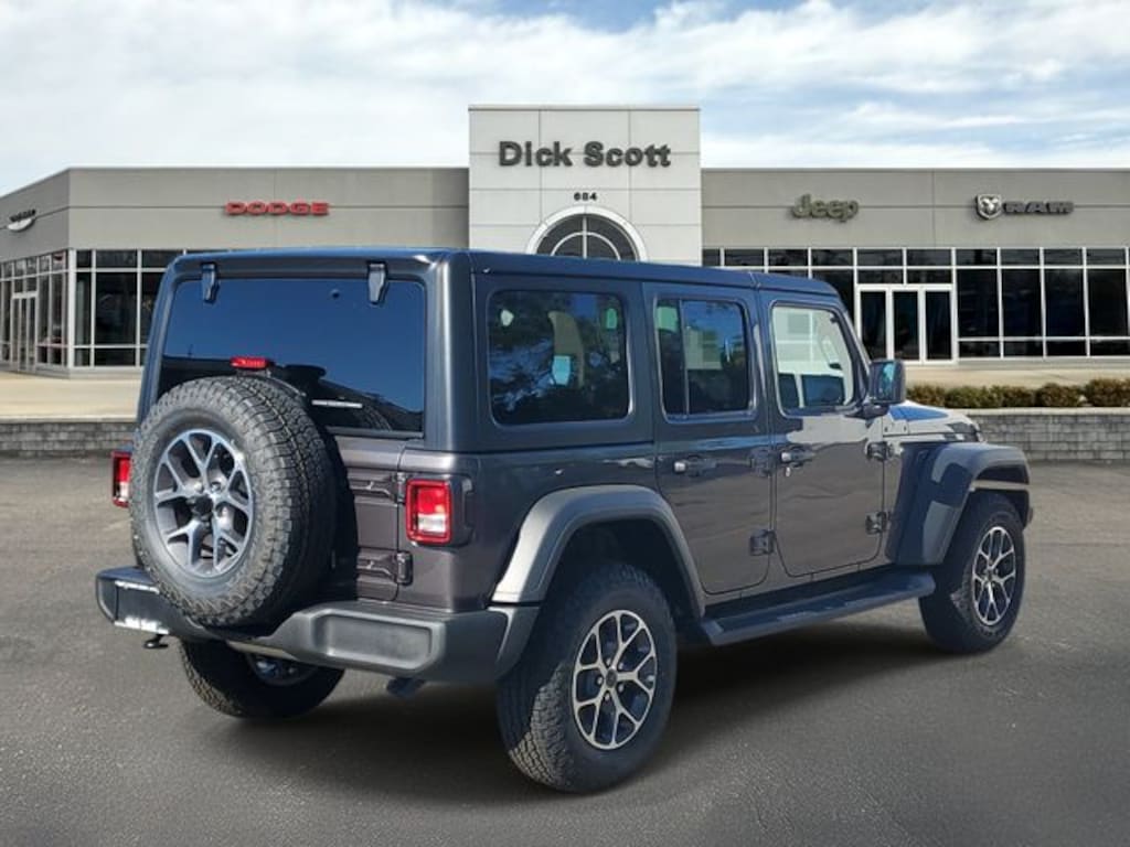 New 2026 Jeep Wrangler Sport Sport Utility