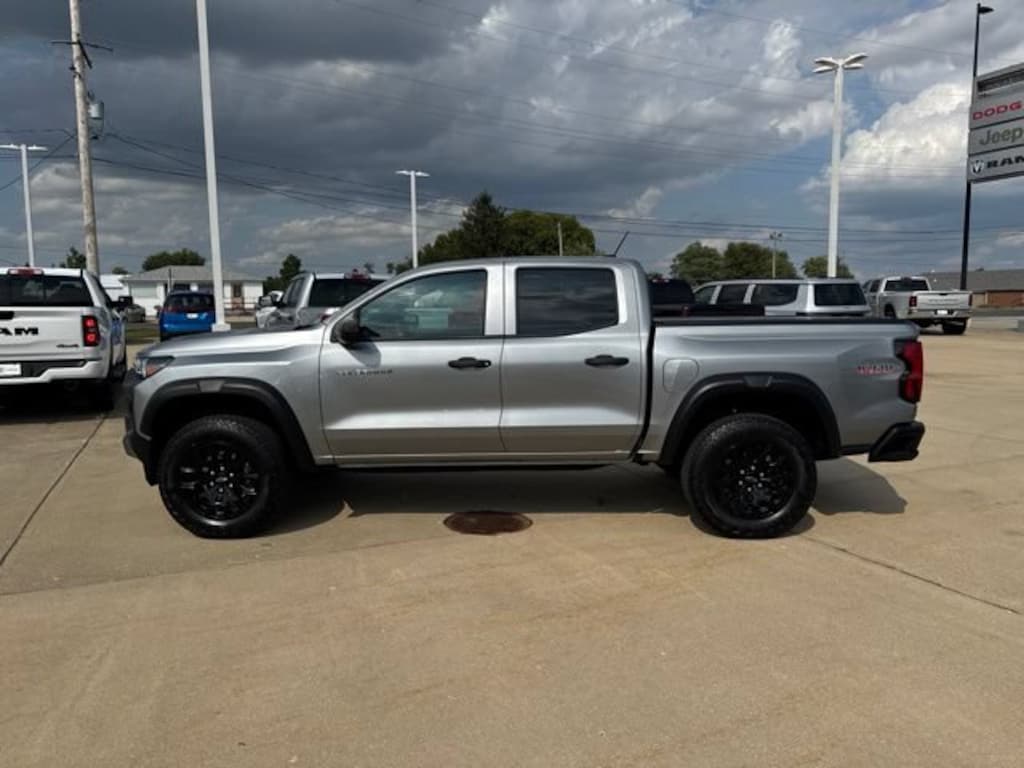 Used 2025 Chevrolet Colorado Trail Boss Truck Crew Cab