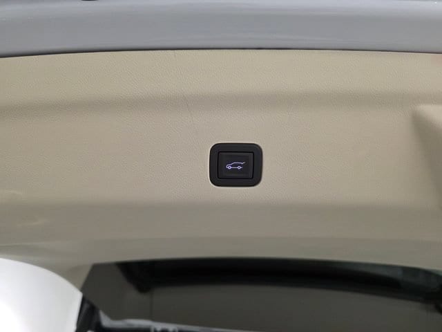2026 Cadillac Escalade Platinum Luxury - Photo 8
