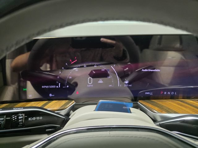 2026 Cadillac Escalade Platinum Luxury - Photo 17