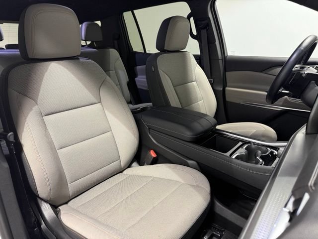 2026 Chevrolet Traverse LT - Photo 31
