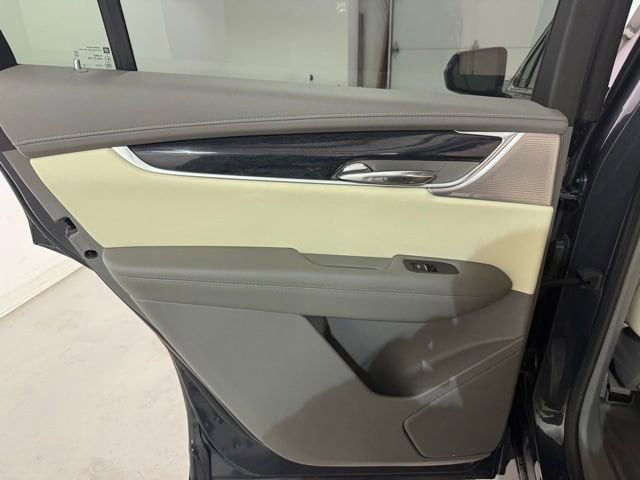 2023 Cadillac XT6 Premium Luxury - Photo 25