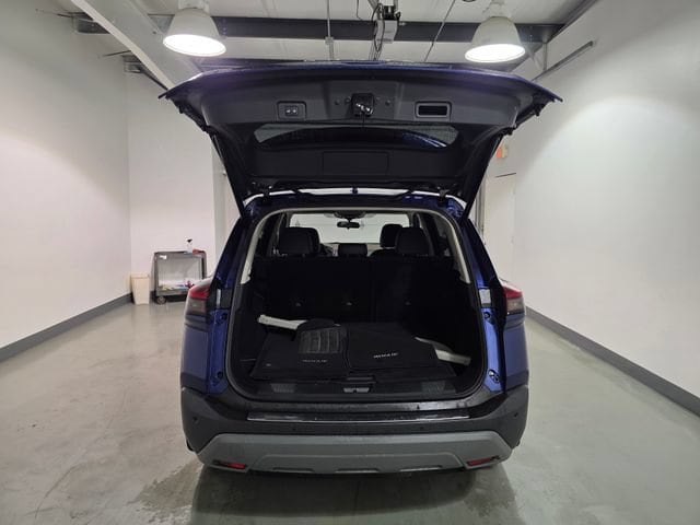 2021 Nissan Rogue SV - Photo 8