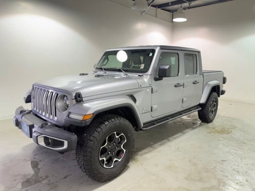 Used 2020 Jeep Gladiator Overland 4x4 Truck Crew Cab