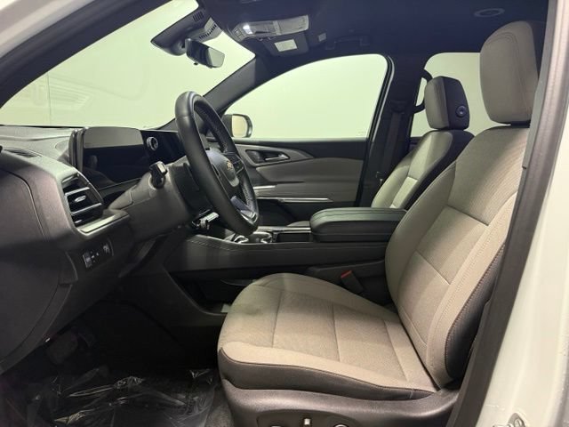 2026 Chevrolet Traverse LT - Photo 13