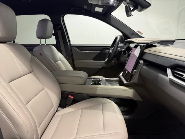 2026 GMC Acadia Elevation - Photo 30
