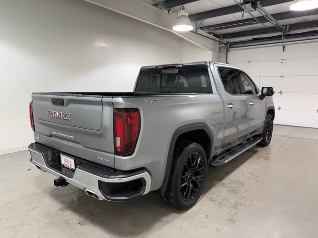 2023 GMC Sierra 1500 SLT - Photo 7