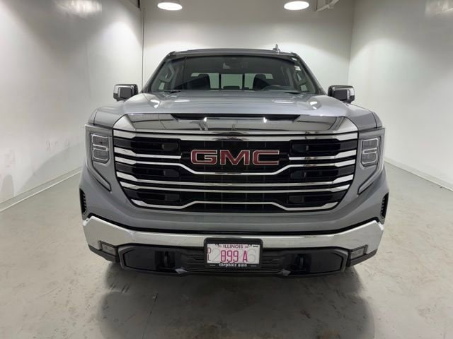 2023 GMC Sierra 1500 SLT - Photo 2