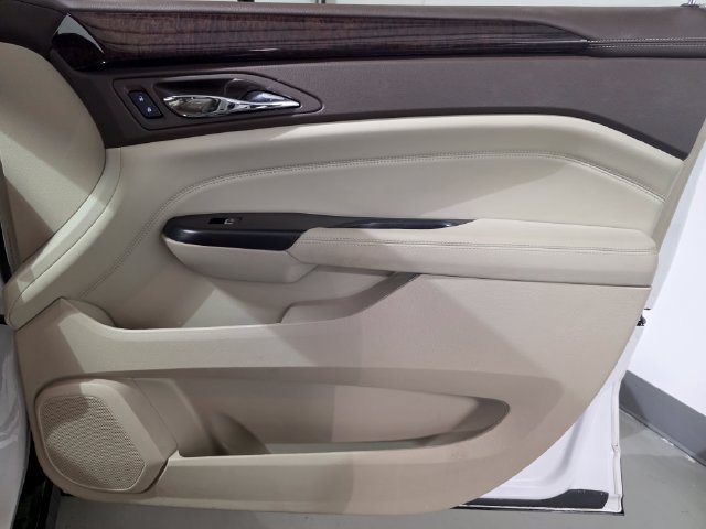 2016 Cadillac SRX Luxury Collection - Photo 31