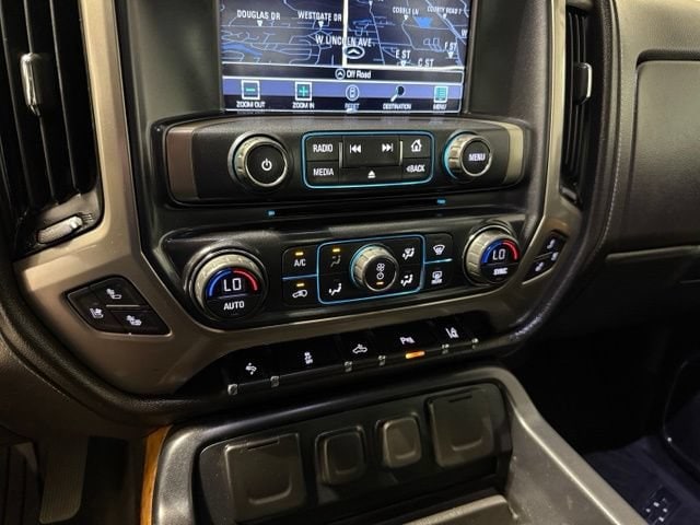 2019 Chevrolet Silverado 2500HD High Country - Photo 21