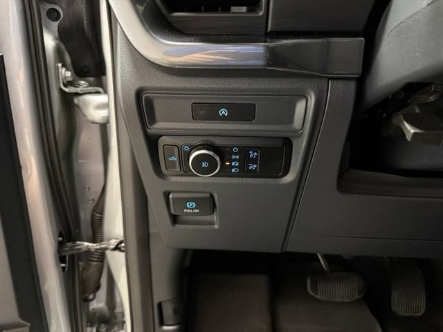 2025 Ford F-150 STX - Photo 14