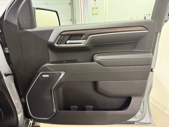 2023 GMC Sierra 1500 SLT - Photo 28