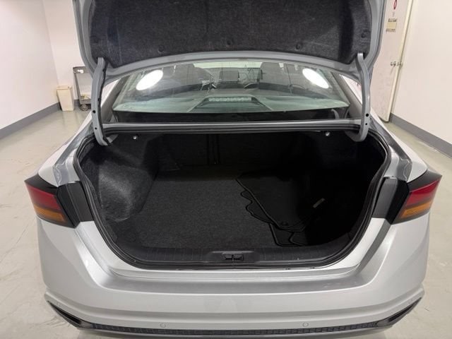 2026 Nissan Altima SV - Photo 8