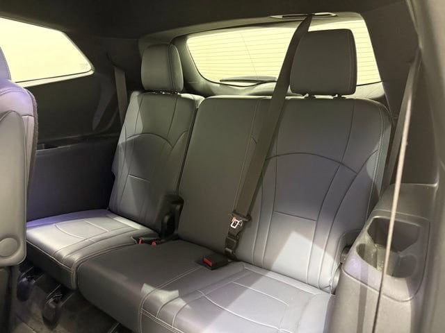 2023 Buick Enclave Essence - Photo 26